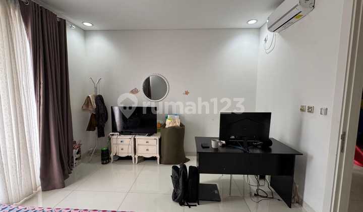 Rumah Di Summarecon Bekasi Cluster Palm Jalan Utama 2