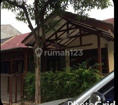 Di Sewakan Rumah Di Kemang Pratama Bekasi 1