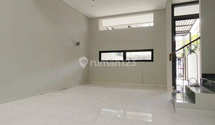 Dijual Rumah Baru Gading Serpong, Kinclong Tinggal Isi Perabot 1