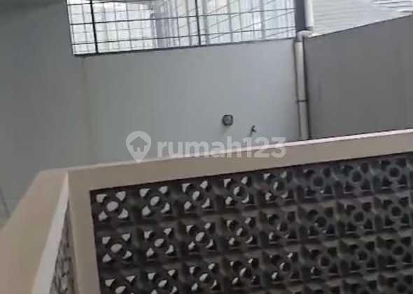 Rumah 2 Lantai Siap Huni di Jurang Mangu Pondok Aren Bintaro AF-17207 2