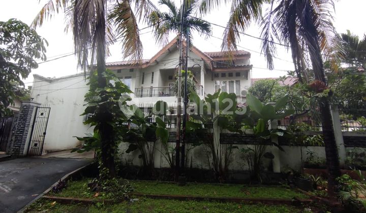 Rumah Dekat Stasiun Kebayoran di Kebayoran Lama Jaksel Va-17827