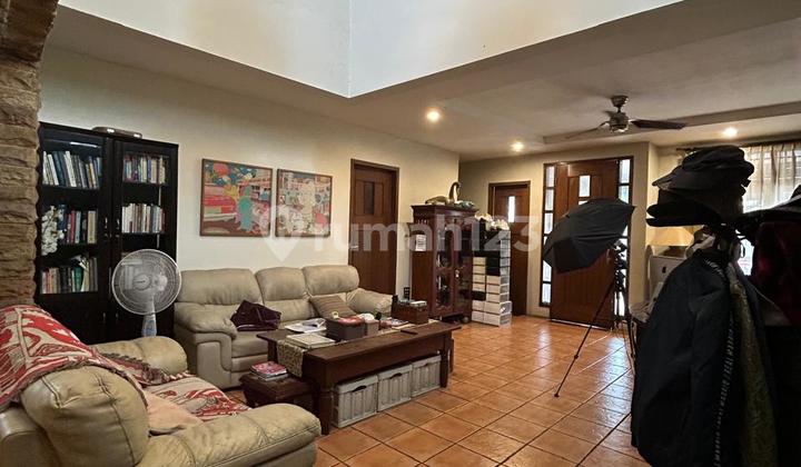 Modern House in a Cluster in Bintaro Tangsel Ut-17823