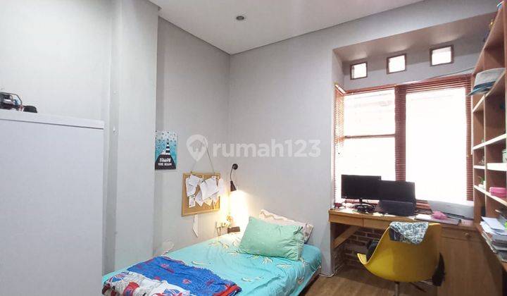 Rumah Hot Deals 4 Kamar Tidur 2 Lantai di Permata Sektor 9 Sc 9230 2