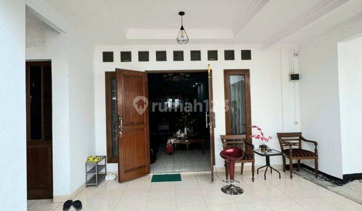 Rumah 1 lantai Bebas Banjir Akses 2 Mobil di Kemang Jaksel 13587 2