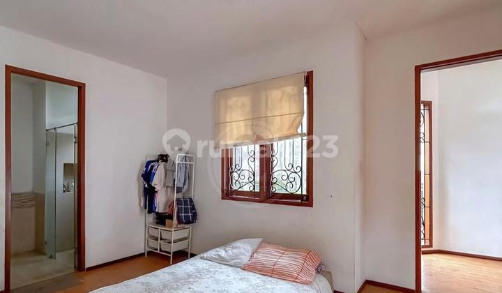 Dijual Rumah Interior Mewah halaman luas di Menteng Bintaro Sektor 9 SC-16172 2