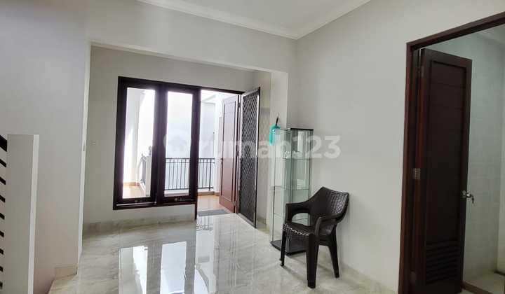 DIJUAL CEPAT Rumah Siap Huni di Emerald Bintaro Sektor 9 SC-15042 2