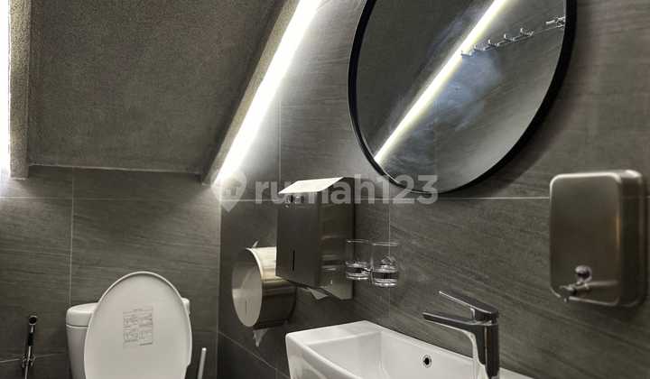 Exclusive Listing Rumah Fully Furnished Siap Huni di Bintaro Jaya Tangsel Gb-17818R 7