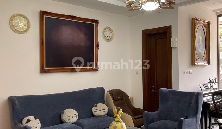 Rumah Kokoh Modern 3 Lantai Dijual Cepat di Kebayoran Bintaro SC-15950