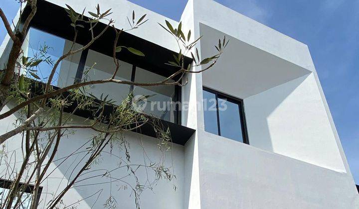 Rumah 2 Lt Hadap Selatan Dijual Cepat di Permata Bintaro 15069 2