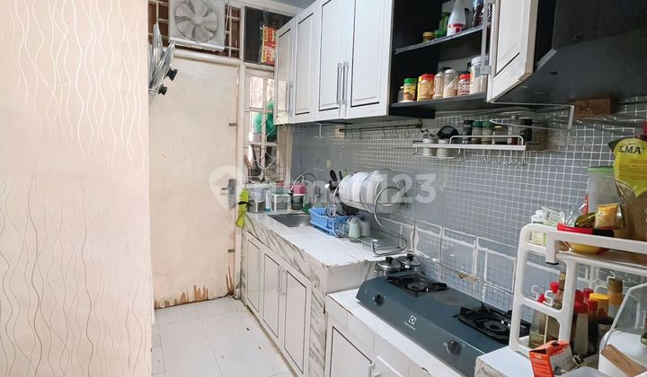 Rumah Modern Strategis di Bintaro Tangsel Sc-15686