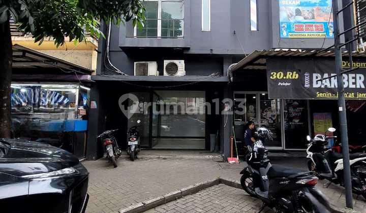 For Quick Sale: 2-Story Shop House in Graha Raya GB-15878