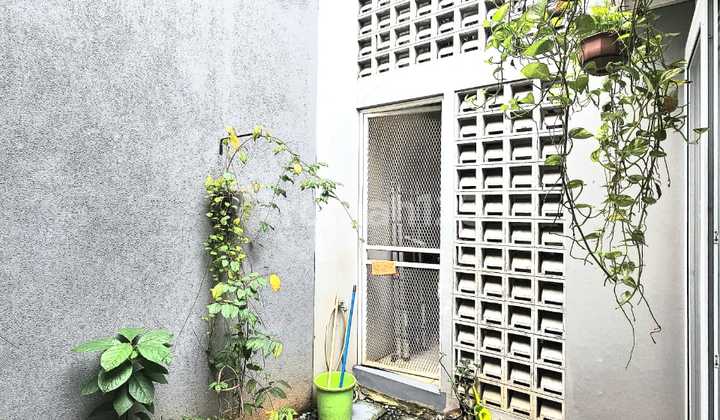 Rumah 2 Lantai Dekat Akses Toll di Bintaro Tangsel Lr-16688 2