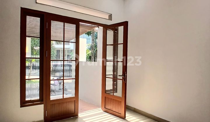 New Unique Design 2-Story House for Sale in Graha Raya Cluster GB-14714 2