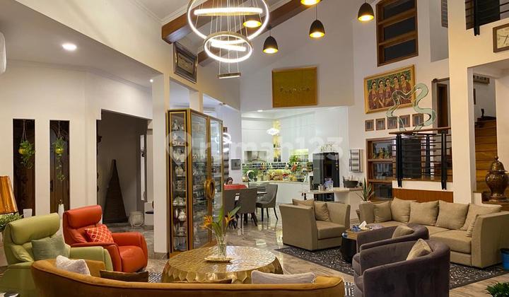 For Sale Luxury House Plus Swimming Pool in South Jakarta VA-17469 2