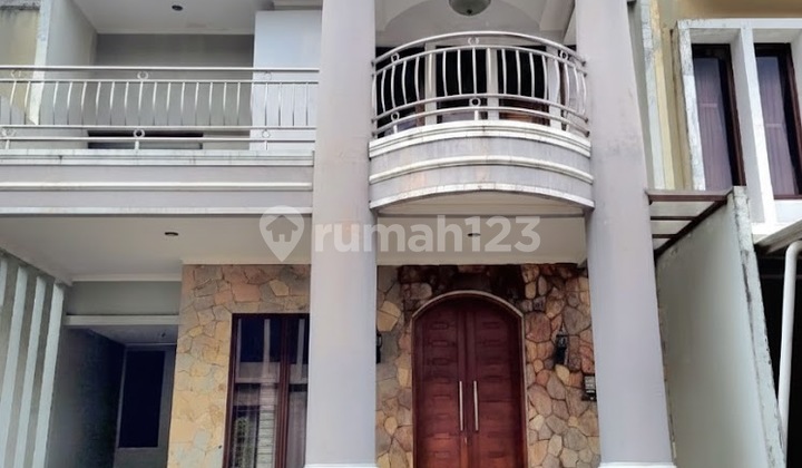 Rumah Modern Dgn 2 Lantai Dlm Cluster di Bintaro Tangsel Sc-15669