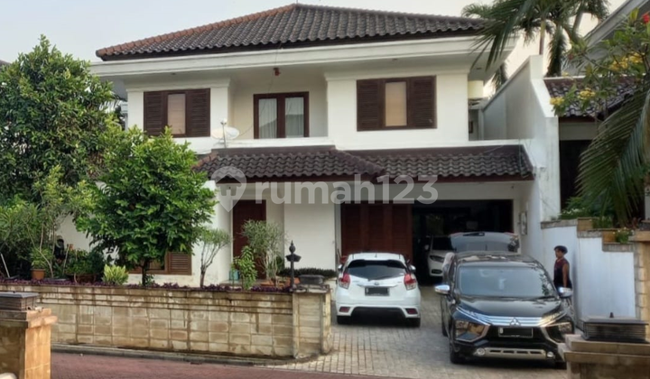 Rumah Strategis 2 Lantai di Pejaten Jaksel Gb-17404