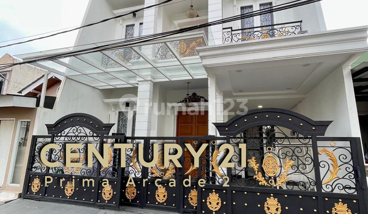 American Classic Fully Furnished House in Bintaro Tangsel Om15756 American Classic Fully Furnished House in Bintaro Tangsel Om15756