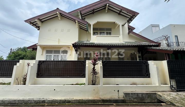 House Position Hook in Bintaro Tangsel Of-16828