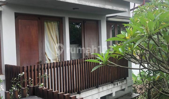 Luxury House with Swimming Pool in Pesanggrahan, South Jakarta DM-9759