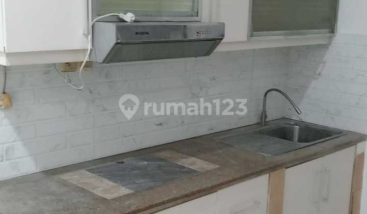 Rumah 1 Lantai Minimalis Terawat Dijual Cepat di Graha Raya AZ-17104 2