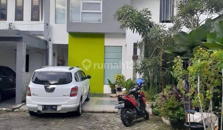 Rumah 2 Lantai di Villa Cibubur Jakarta Timur 1