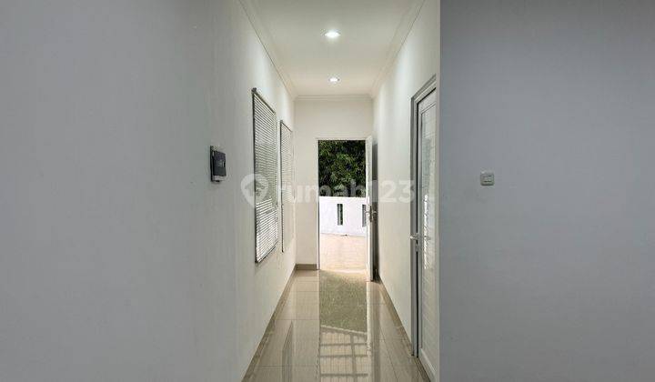 foto lainnya rumah murah 2 lantai di