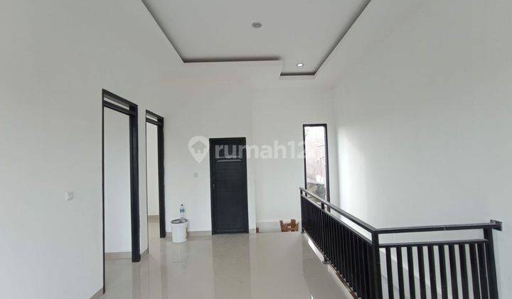 Rumah Islami Komsen Bekasi 2 Lantai Siap Huni Dekat Tol 11