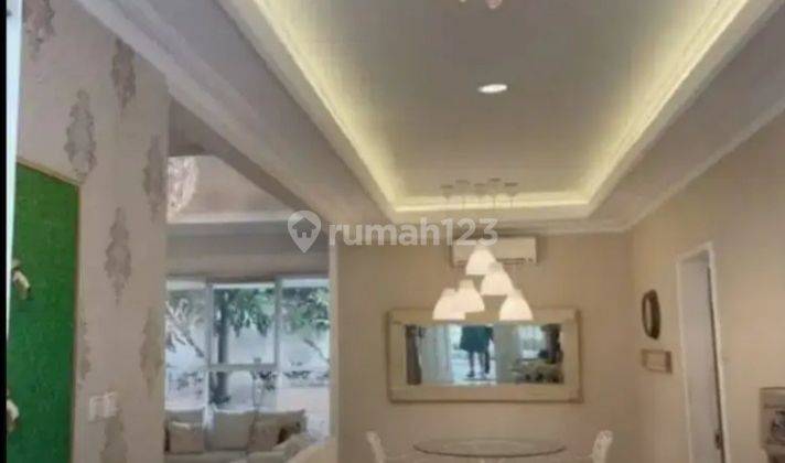 Rumah bagus minimalis, cantik full furnis di Legenda Wisata 1