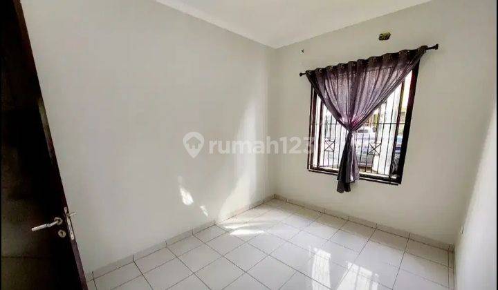 Disewa rumah baru renovasi siap huni di Legenda Wisata 3