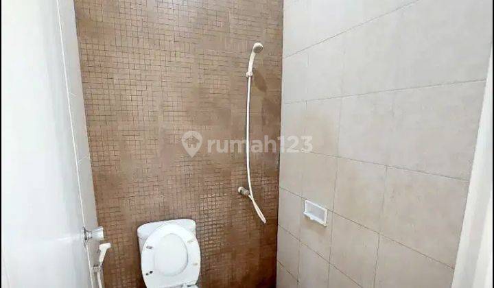 Disewa rumah baru renovasi siap huni di Legenda Wisata 6