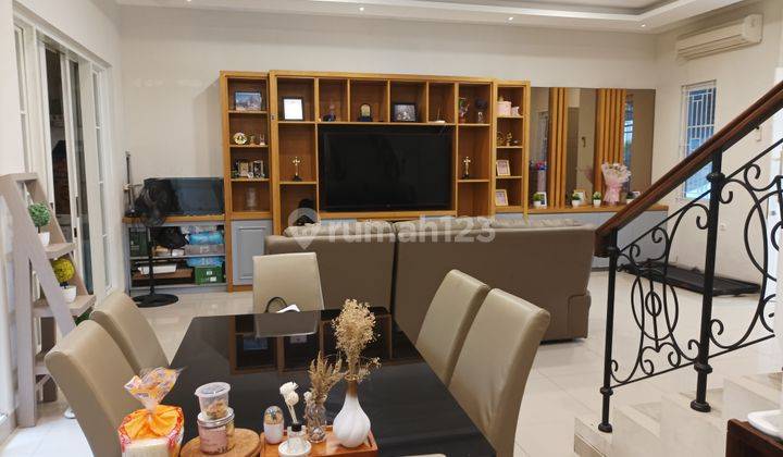 Rumah Cantik Trimezia Furnished Gading Serpong 2