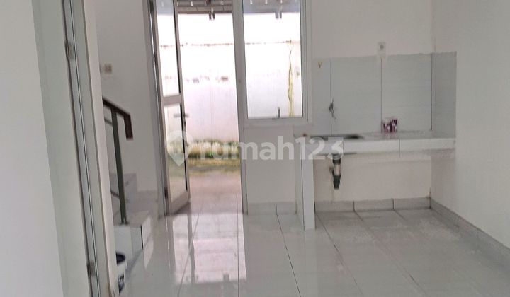 Disewakan Cepat Rumah Napoli Sektor 7B Gading Serpong 2