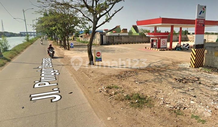 Land for Sale by Bekasi Pier Roadside