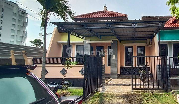 Pondok Tjandra Melon Dekat Sekolah Petra  1
