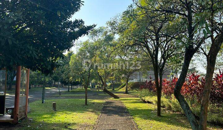 Di jual Kavling Badan Hadap Utara  Di Heliconia , De Park 2