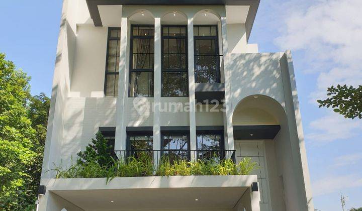 Rumah Baru Jarang Ada di Greenwich Bsd City 1