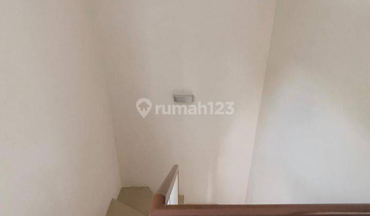 Di Jual Cepat Murah Rumah 2 Lantai di Bsd City 2