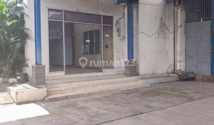 Gudang pinggir jln Pantura 4