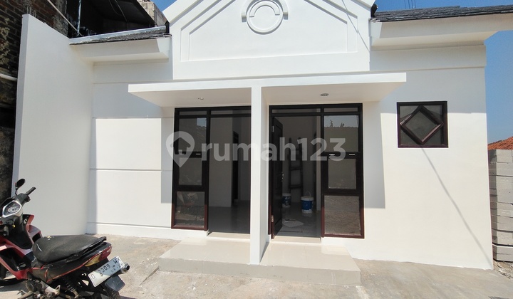 For Sale: Boarding House on Jln Cijambe Cinunuk, 500 Meters from Provincial Road 2