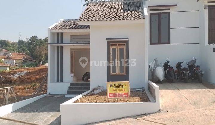 Jual Rumah Baru di Jln Terusan Villa Bandung indah 
 1