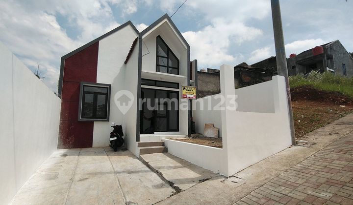 Ready-to-Occupy House with Good SHM in Cinunuk, Cileunyi, East Bandung 2