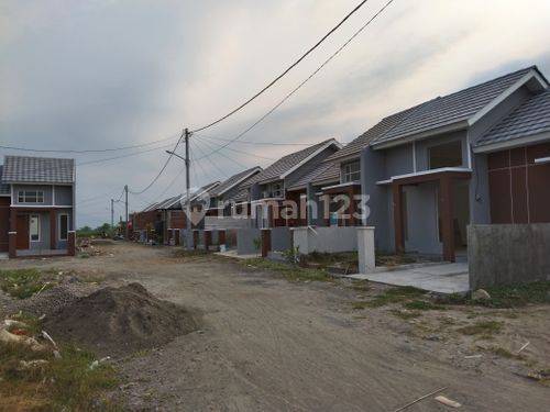 Rumah dekat SD Candinegoro di jual murah, bisa di bantu KPR tanpa dp 2