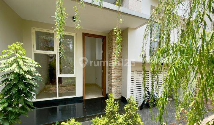 Dijual Rumah Modern Minimalis di Gandaria, Kebayoran Baru 2