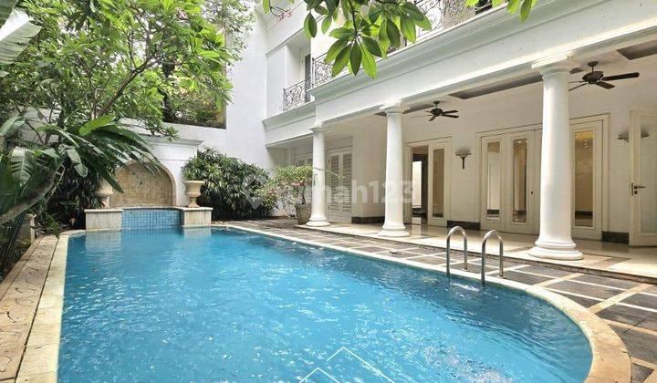 For Rent Luxury House At Senopati Area With Swimming Pool  1