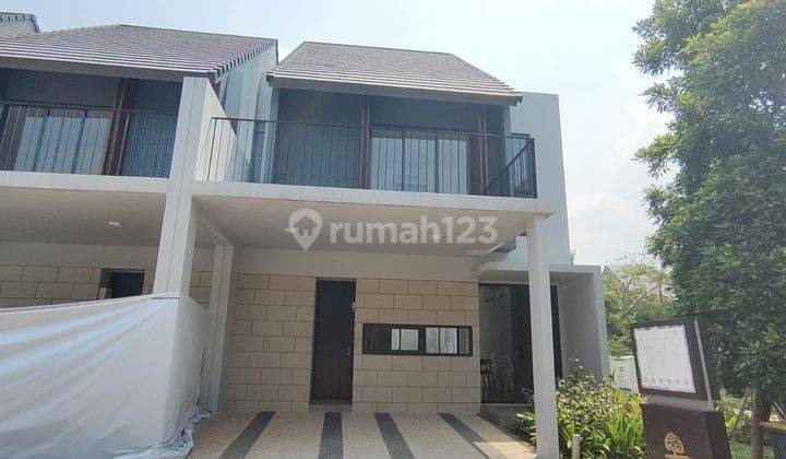  Rumah Rapih Siap Huni Ada Sky Balcony Lebar 7 Cluster Wisteria metland Menteng Jakarta Timur 1