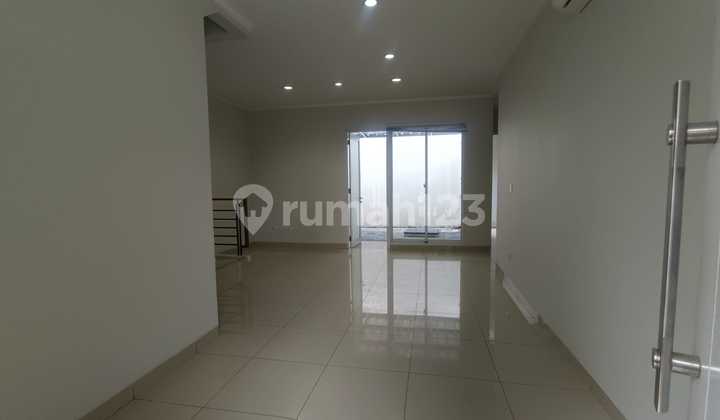 Bluebell Jalan Utama Disewakan Siap Huni Ada AC Gordyn Rapih 2