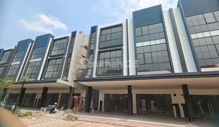 Disewakan Ruko Maison De Wisteria Cocok Untuk Usaha Perkantoran di Pintu Utama Metland Menteng Cakung Jakarta Timur  1