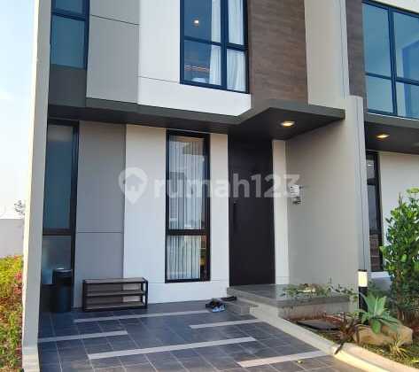 CHELIA @ Summarecon Crown Gading HRG PERDANA Rumah Compact Minimalis 2&3lt Akses TOL Cash/KPR Dibantu 1