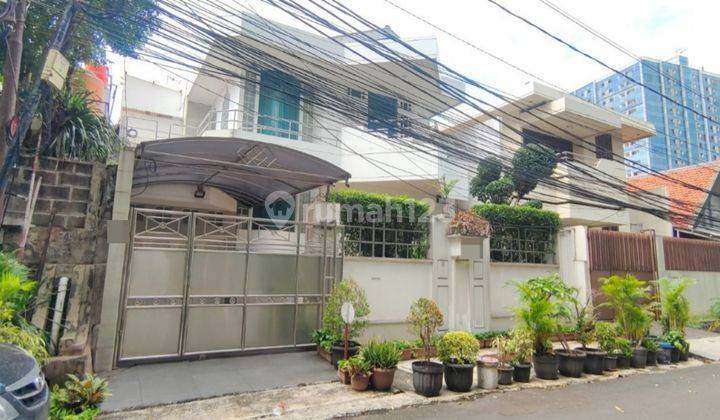 JARANG ADA  Rumah Apik Siap Huni Kawasan Premium SCBD Cawang Jaktim Belakang VASAKA Hotel WASKITA HK Tower Harper Apt & Hotel Seberang RS Pusat Otak Nasional (PON) Jakarta Cocok Untuk Hunian dan Bisnis Kuliner/Kost/Kantor Selangkah Stasiun LRT Whoosh Pint 1