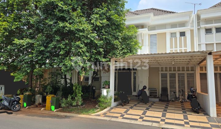 Premium 3-Story House Vernonia Summarecon Fully Furnished Premium 3-Story House Vernonia Summarecon Fully Furnished